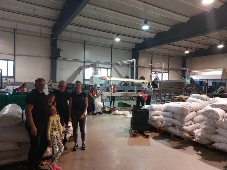 jovanović voće o nama porodica